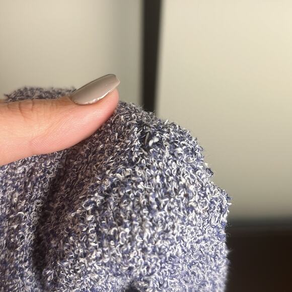 Tyler Boe Button Back Sweater Size Small - Picture 7 of 7